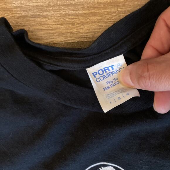 Jurassic Park 30th Anniversary Shirt Size Large T-Rex USC LLC And Amblin - Picture 3 of 7